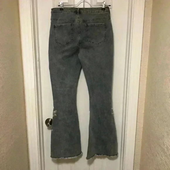 Venus jeans🤍🌸 - Picture 12 of 13